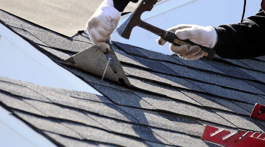 Professional residential roofers in Magee, MS